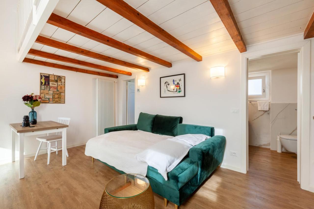 Borgo Allegri Rooftop Apartment Florenz