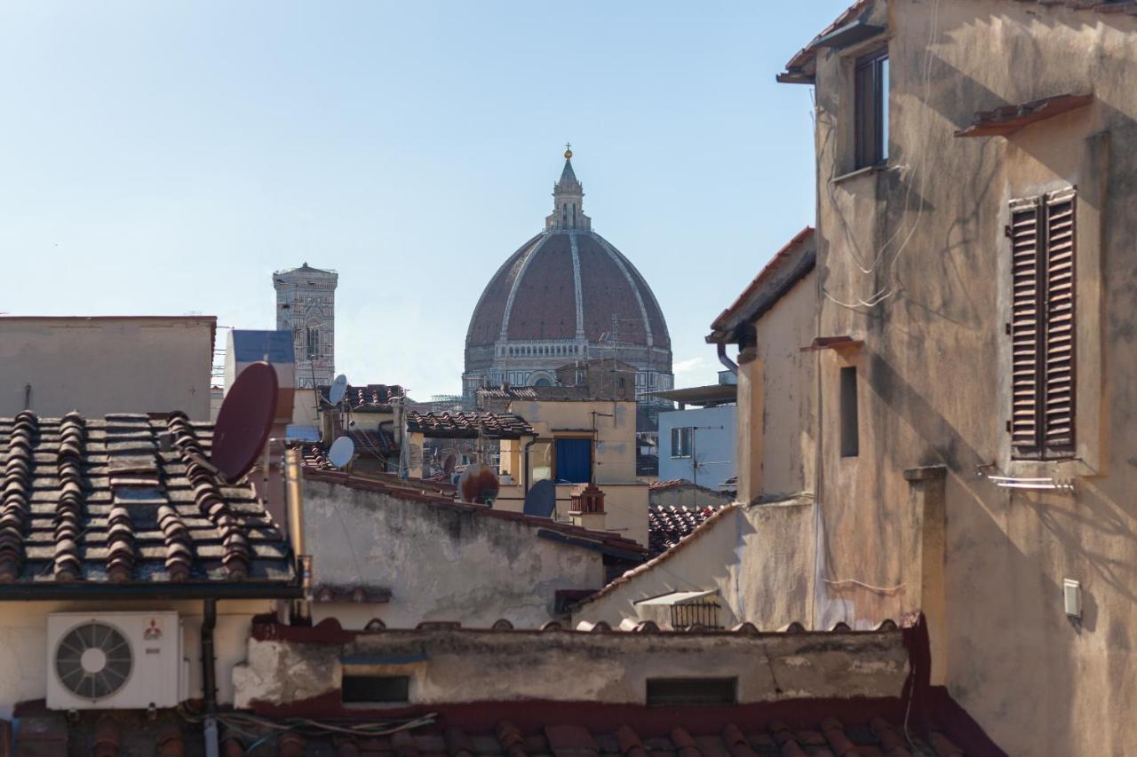 Borgo Allegri Rooftop Apartment Florenz